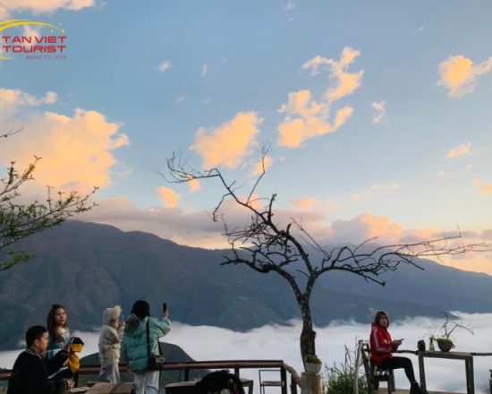 Tour Tà Xùa Săn Mây 2N1Đ