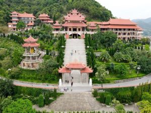 Những điều thú vị trong tour Chùa Cái Bầu Đền Cửa Ông 1 ngày